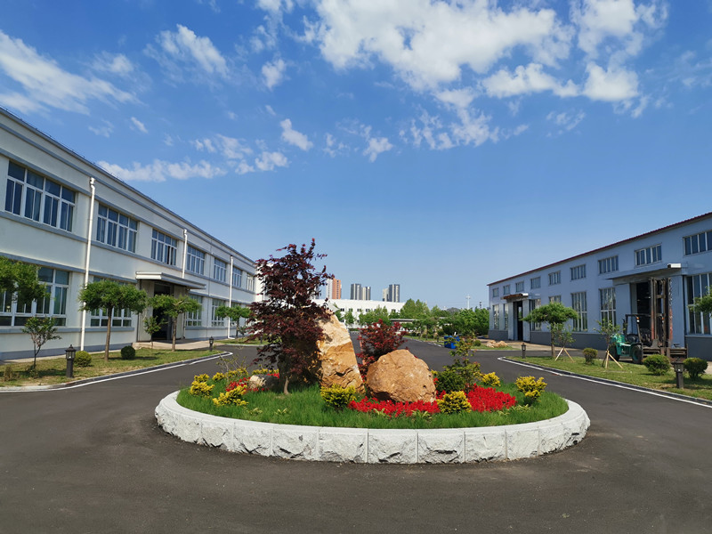 風光類 謝曉燕 —廠區(qū)新貌_副本.jpg